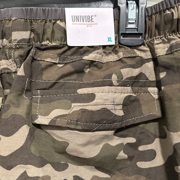 UNIVIBE OLIVE CAMO PANTS BEST OFFER EXCEPTED - Picture 8 of 9